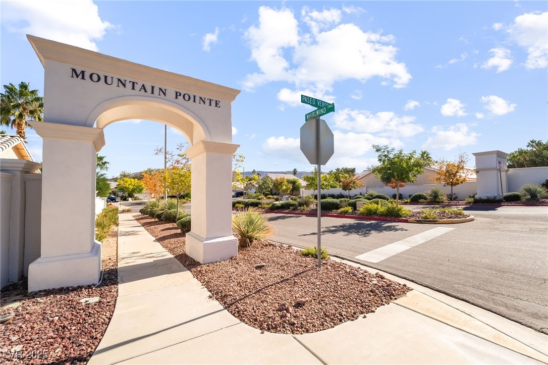 74 Graythorn Mountain Court