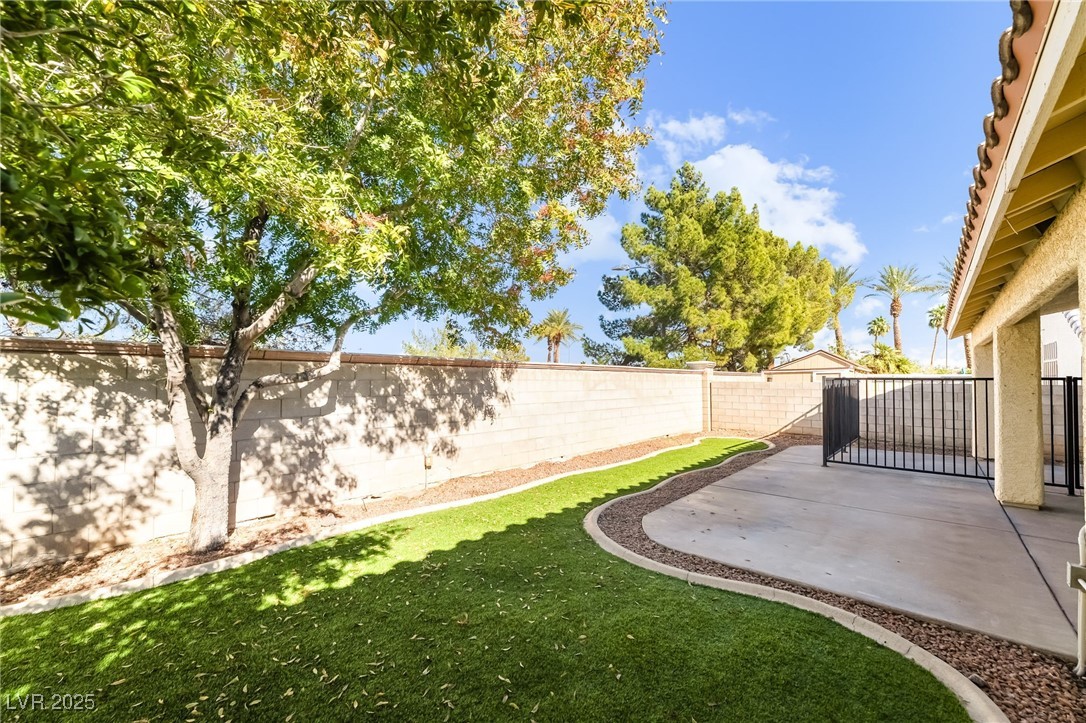 74 Graythorn Mountain Court