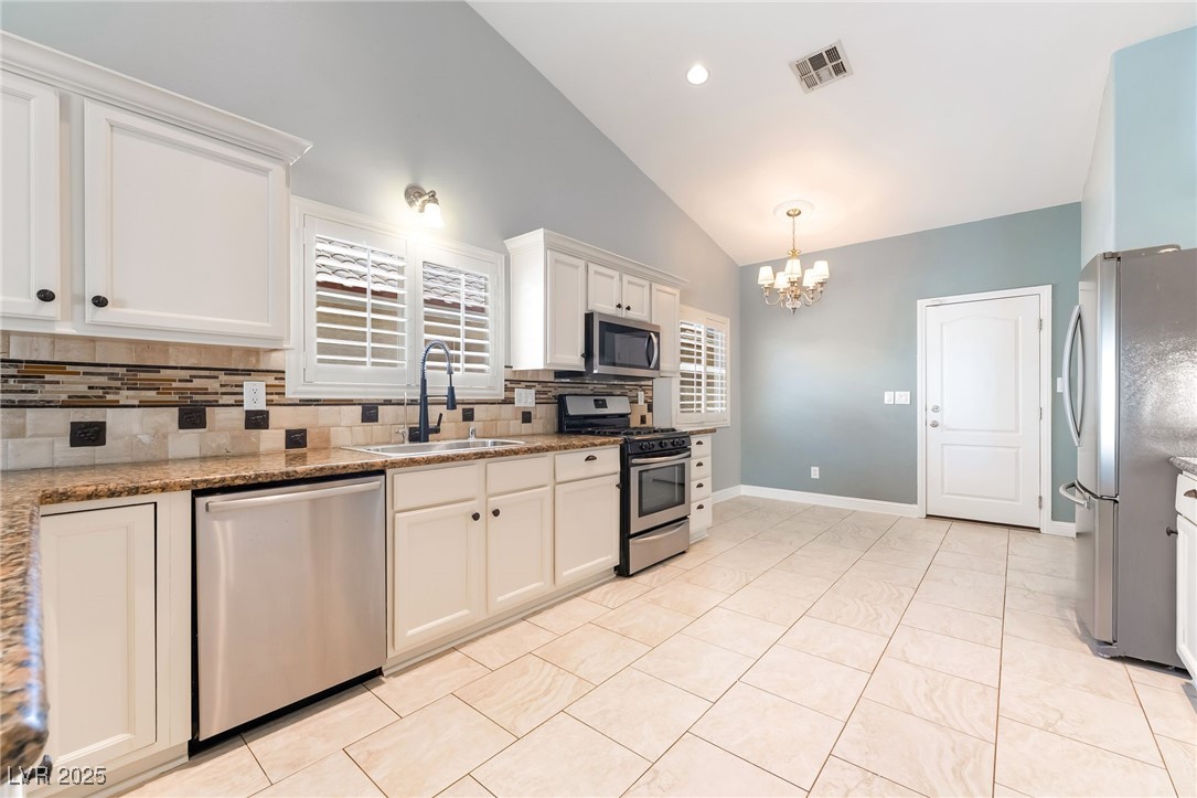 74 Graythorn Mountain Court