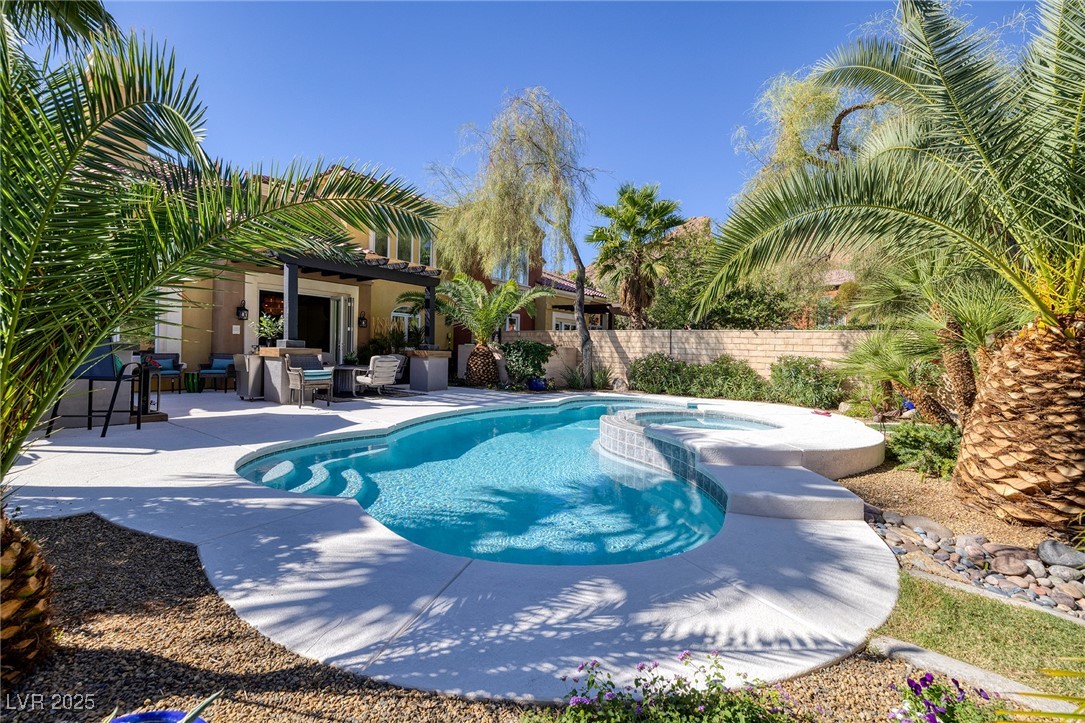 30 Strada Principale