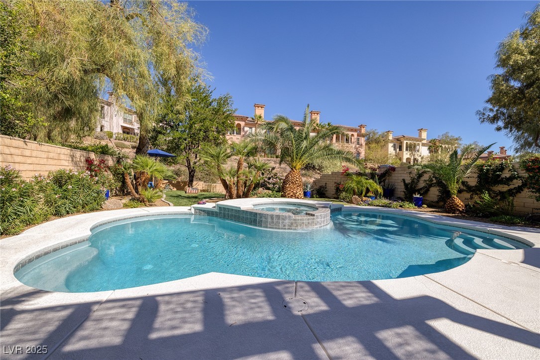 30 Strada Principale