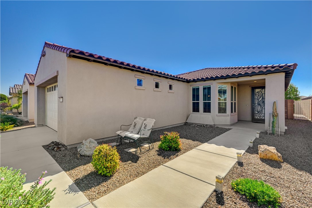3621 Jasmine Heights Avenue