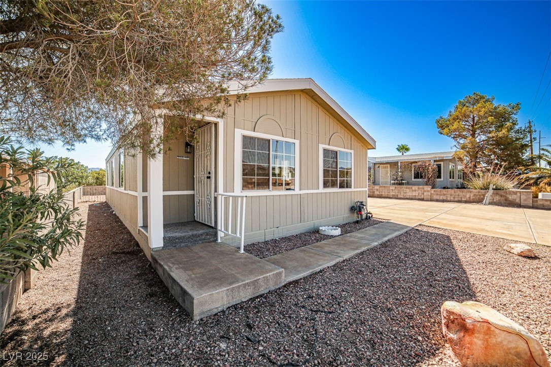 508 Mona Lane