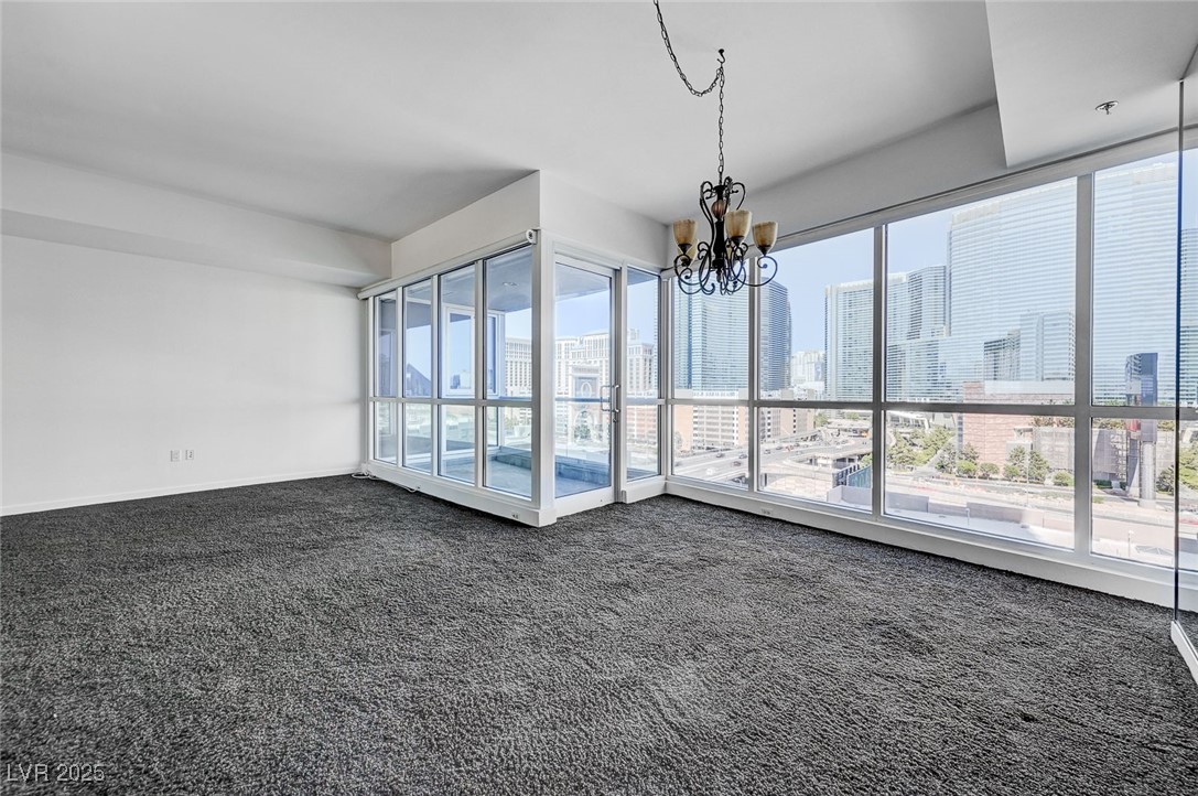 4525 Dean Martin Drive 909