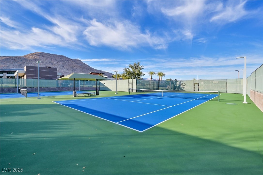 6703 Titanium Crest Street