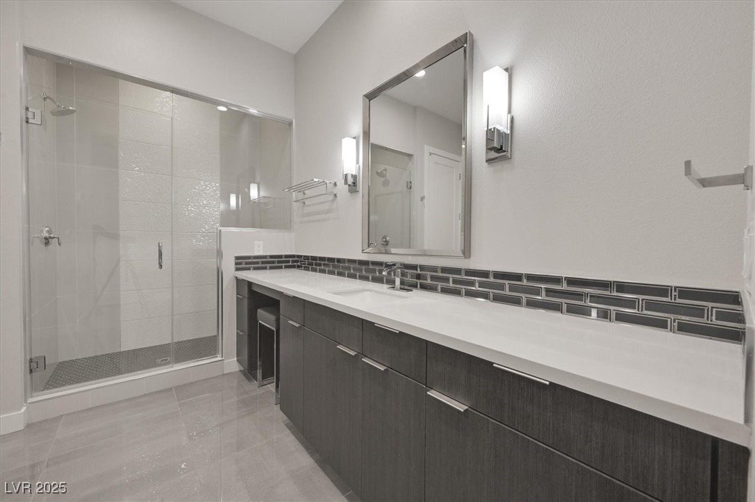 6703 Titanium Crest Street