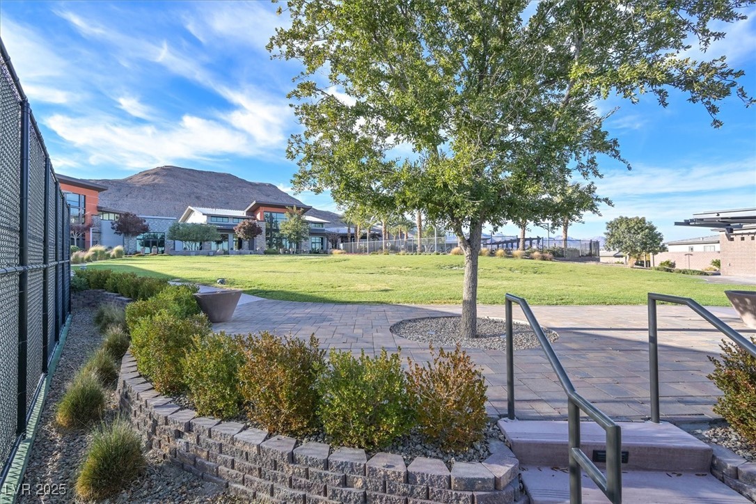 6703 Titanium Crest Street