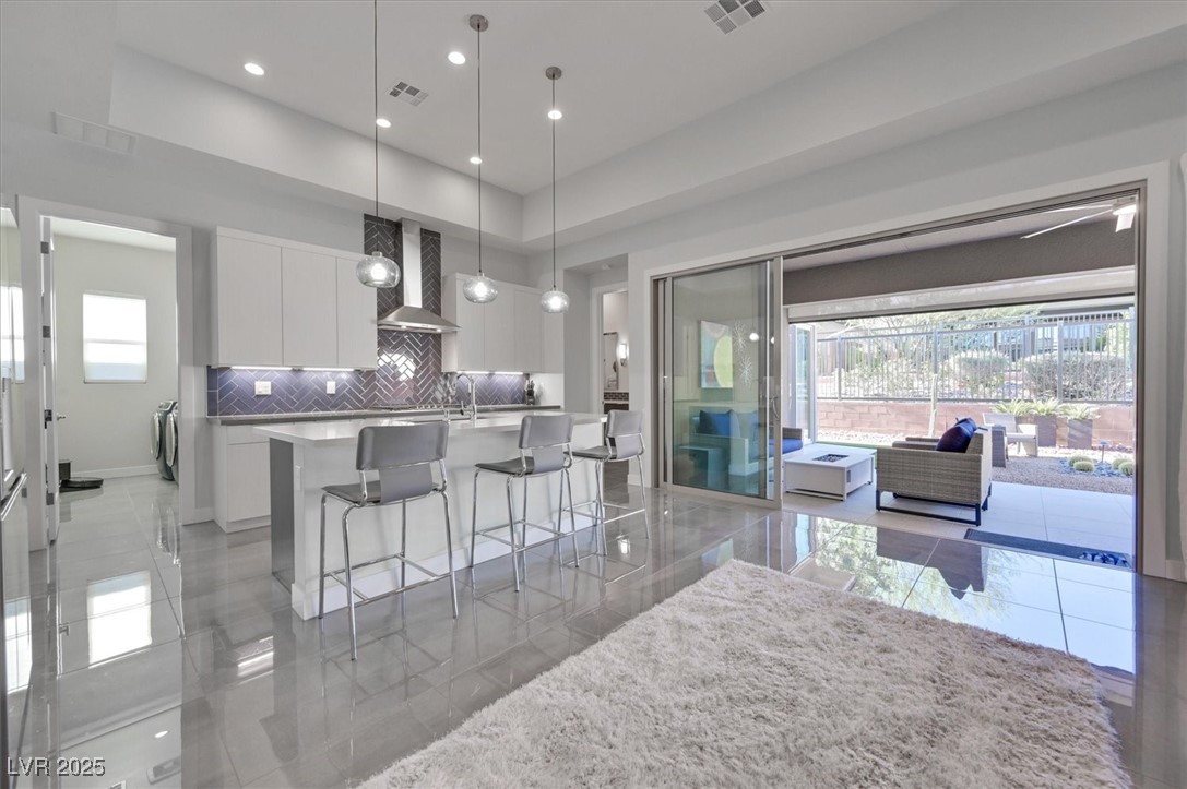 6703 Titanium Crest Street