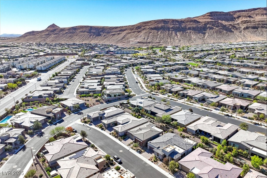 6703 Titanium Crest Street