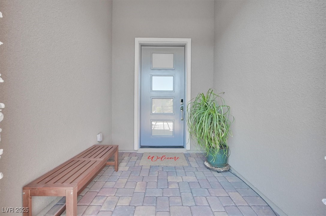 6703 Titanium Crest Street