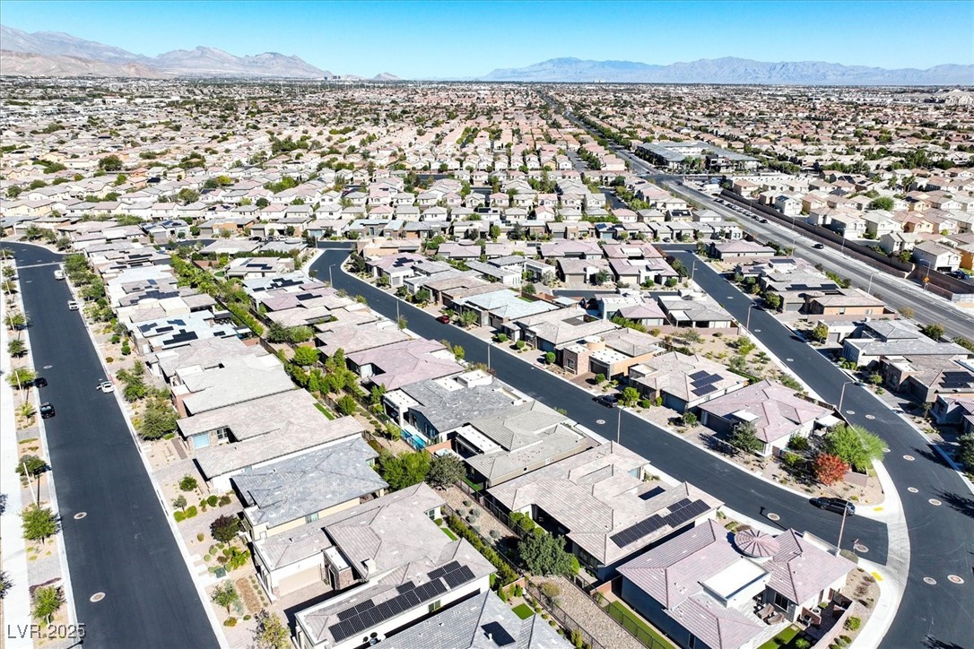 6703 Titanium Crest Street