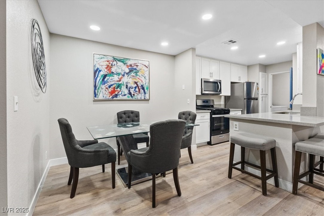 2200 South Fort Apache Road 2237