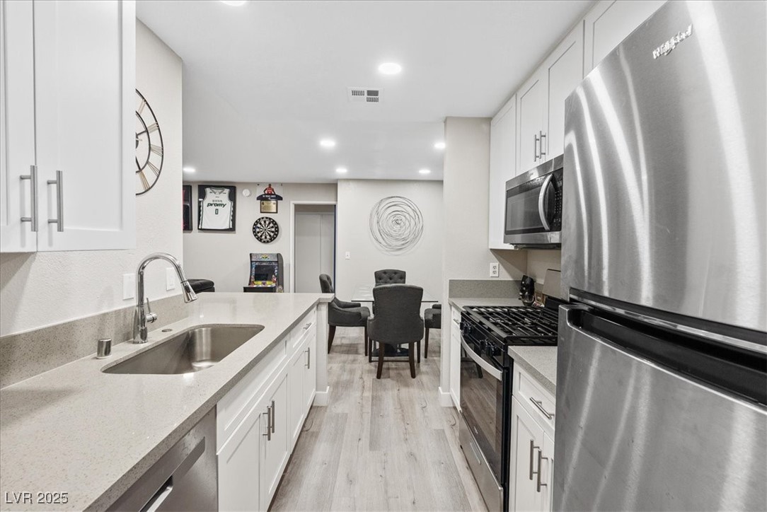 2200 South Fort Apache Road 2237