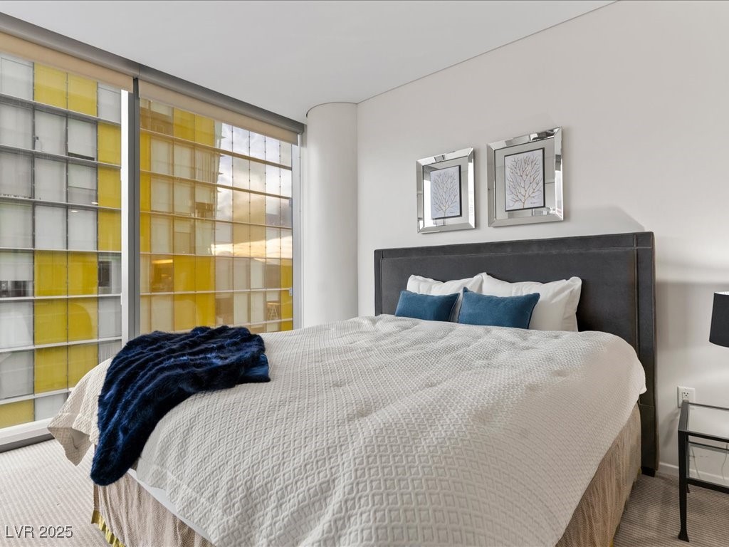 3726 Las Vegas Boulevard 911