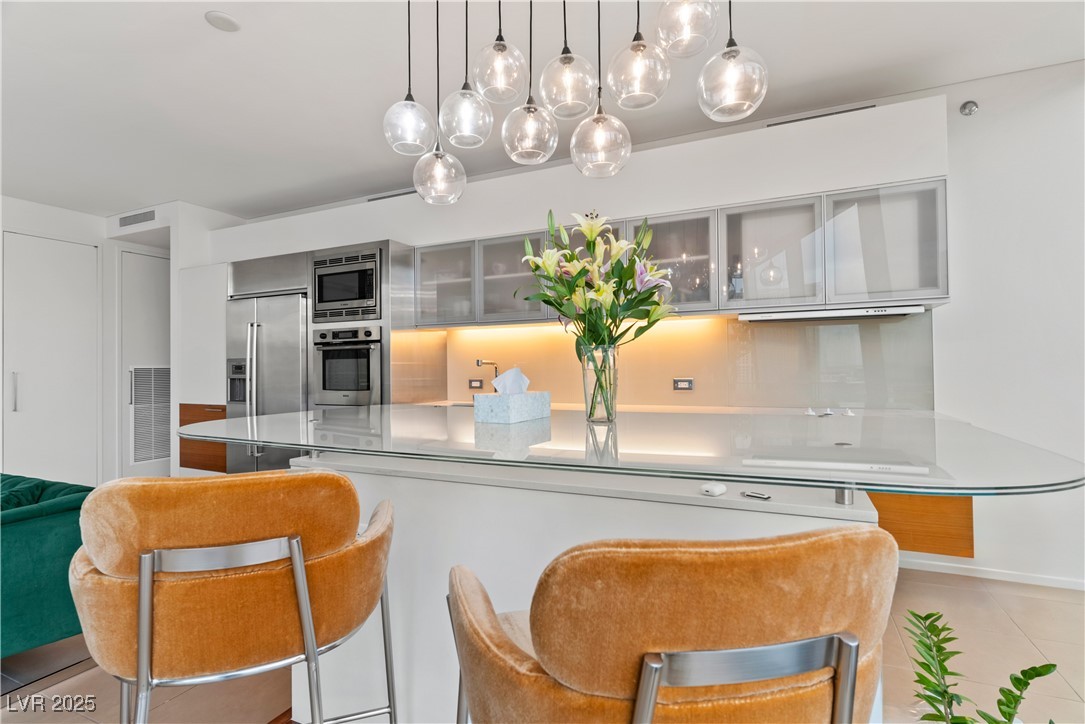 3726 Las Vegas Boulevard 911