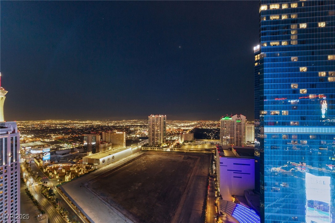 2700 Las Vegas Boulevard 3705