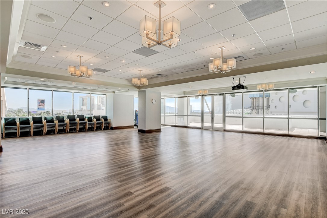 2700 Las Vegas Boulevard 3705