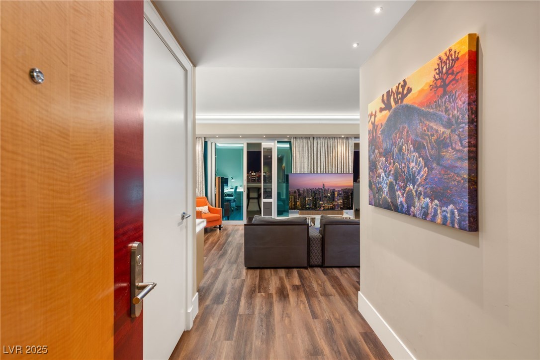 2700 Las Vegas Boulevard 3705