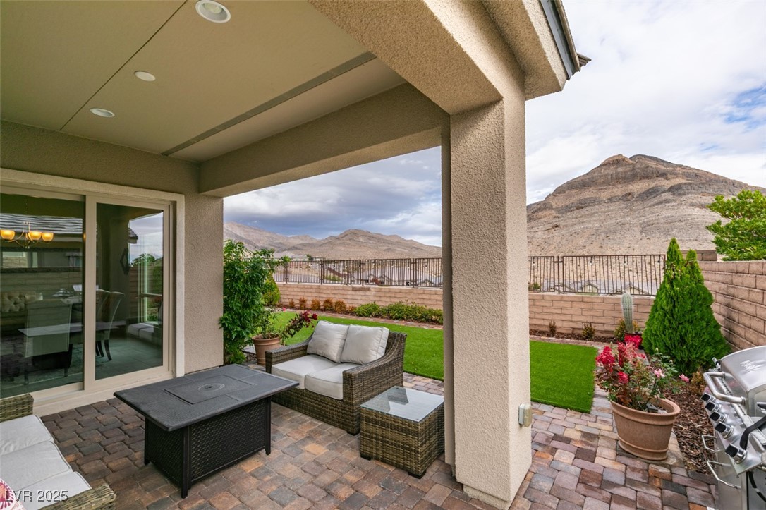 11160 Red Yucca Drive