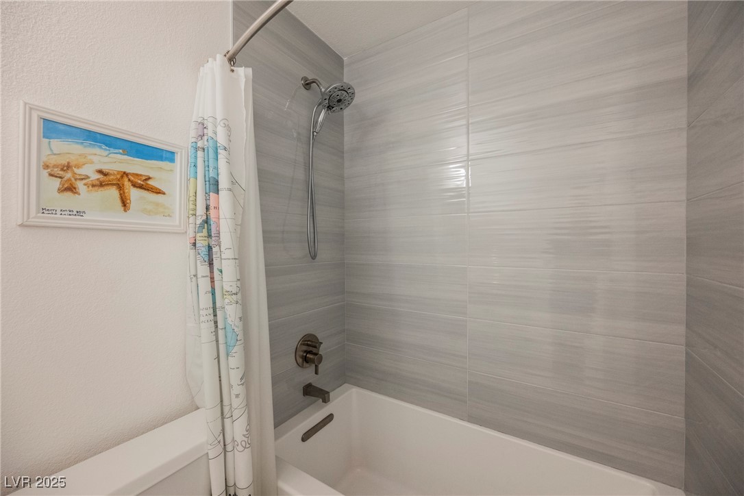 3241 Shoreline Drive