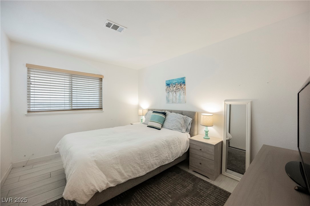 3241 Shoreline Drive