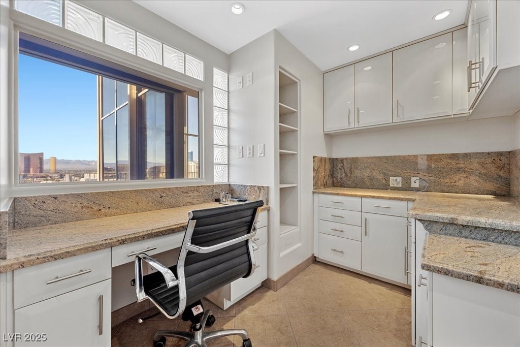 3111 Bel Air Drive 28C