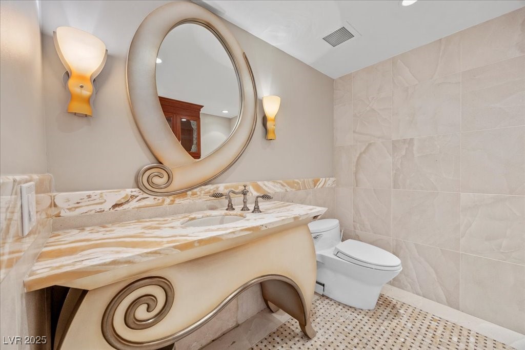 3111 Bel Air Drive 28C