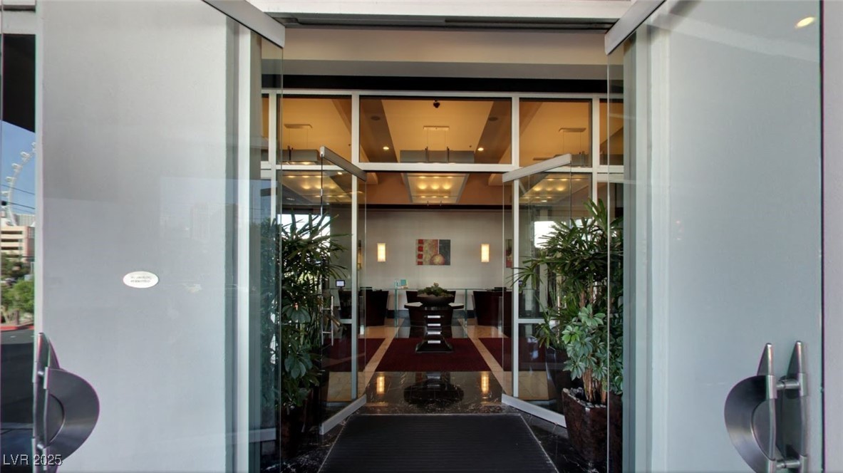 211 East FLAMINGO Road 1214