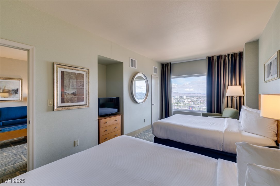 211 East FLAMINGO Road 1214