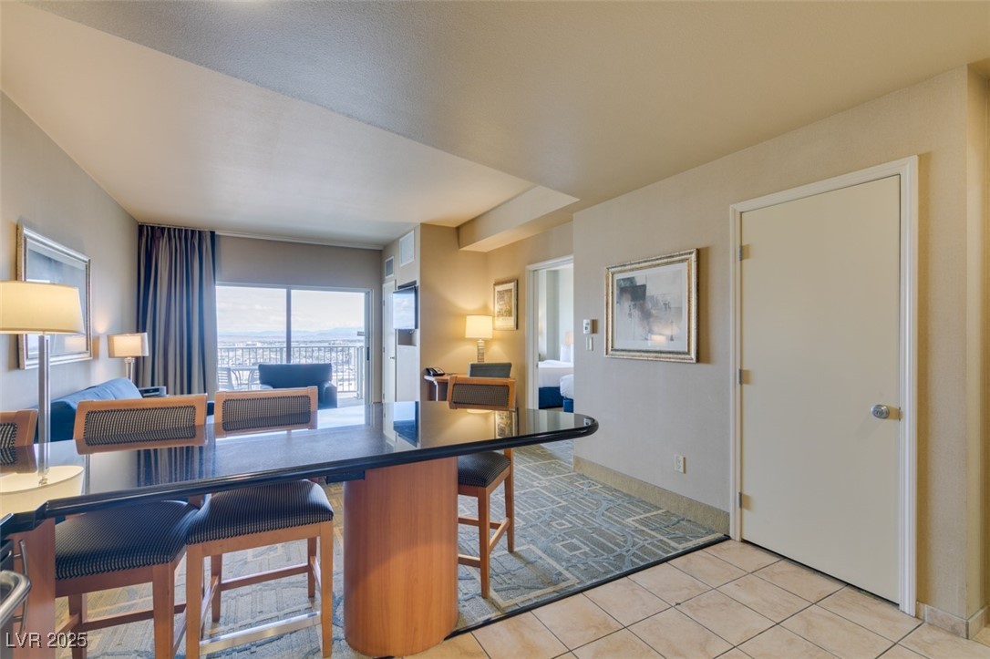 211 East FLAMINGO Road 1214