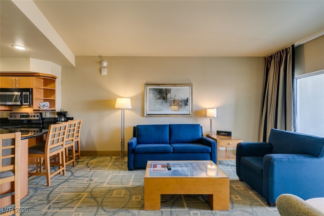 211 East FLAMINGO Road 1214