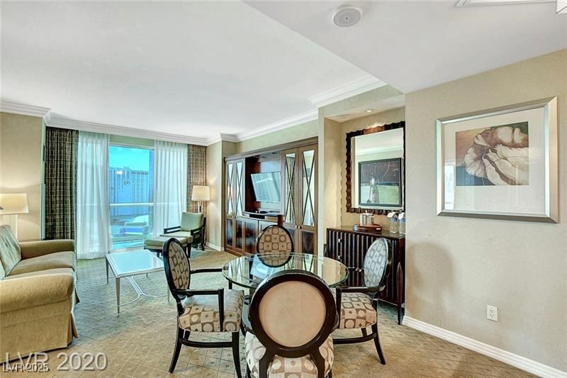 145 HARMON Avenue 801