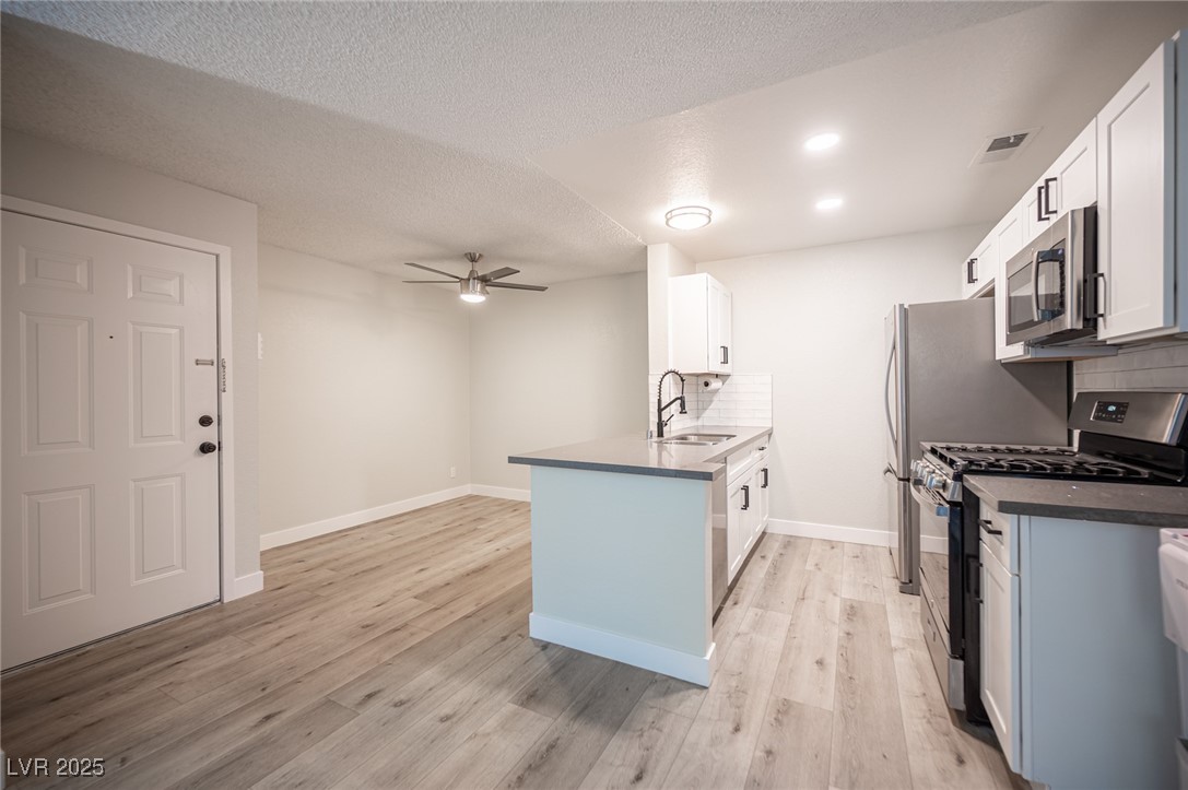 2200 South Fort Apache Road 2192
