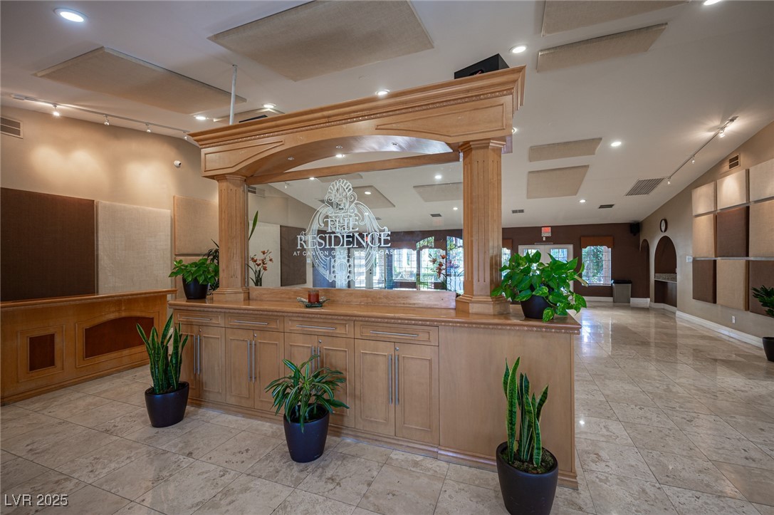 2200 South Fort Apache Road 2192