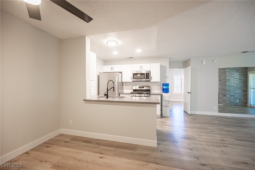 2200 South Fort Apache Road 2192