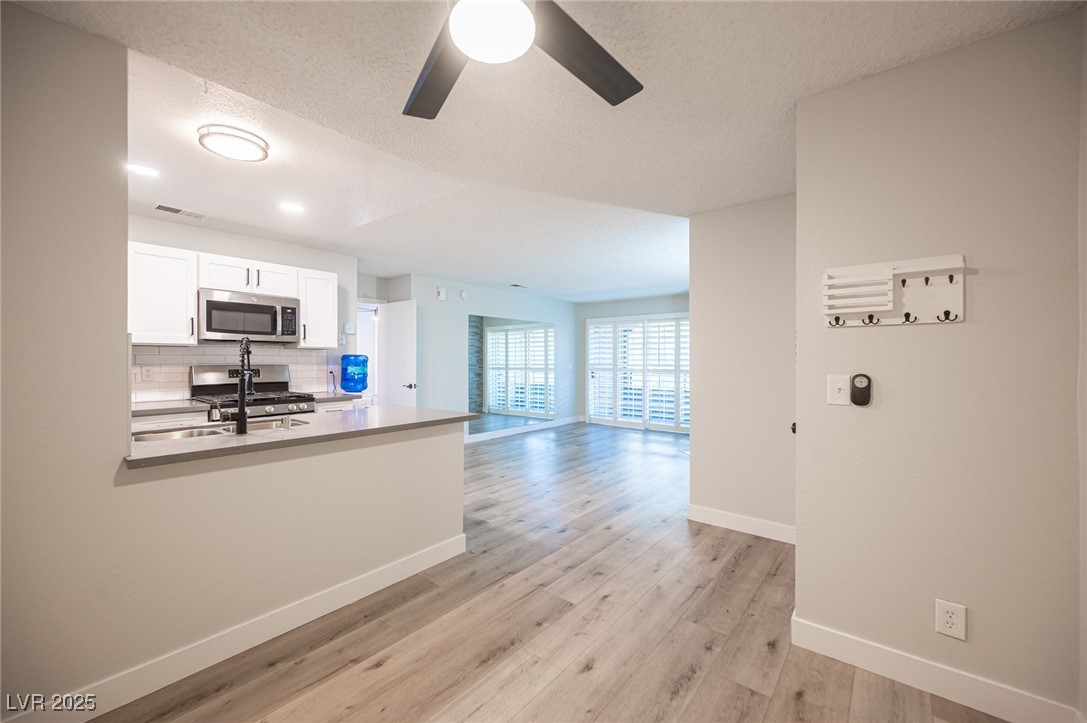 2200 South Fort Apache Road 2192