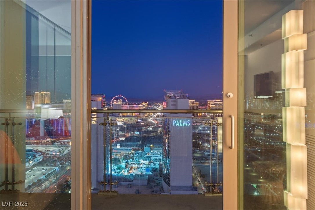 4381 West Flamingo Road 5016