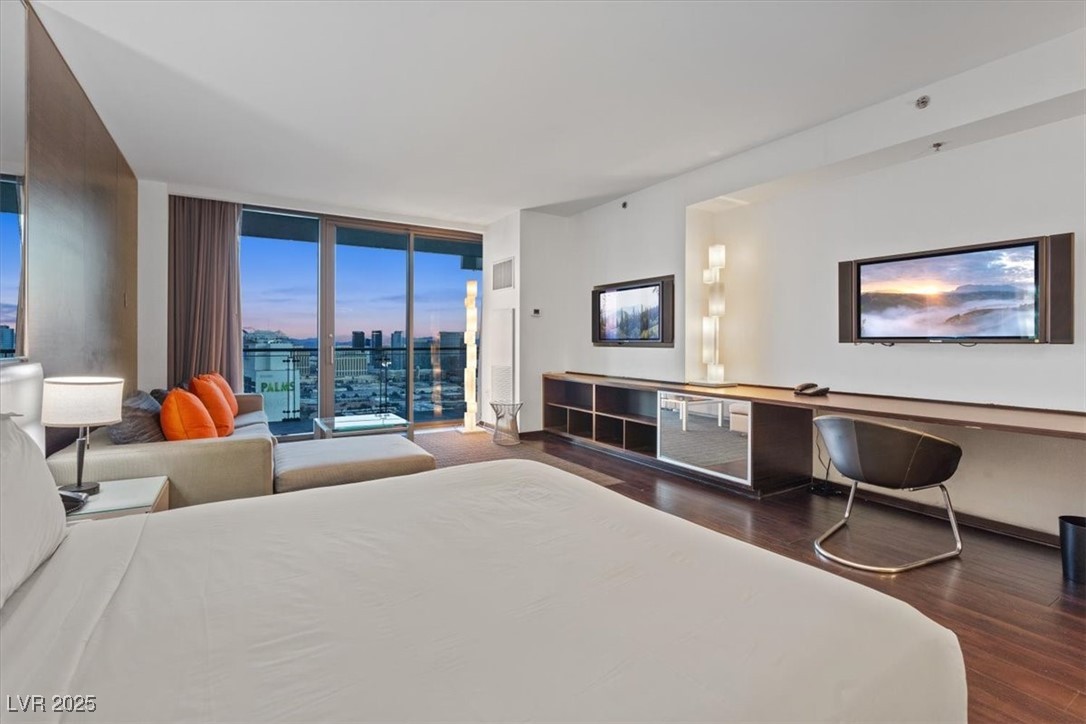 4381 West Flamingo Road 5016