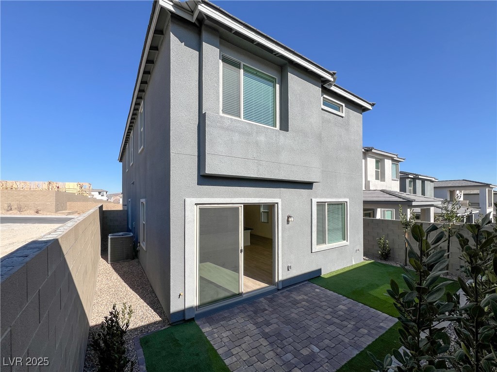 11861 Pied Harrier Avenue