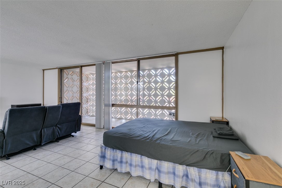 205 East Harmon Avenue 112