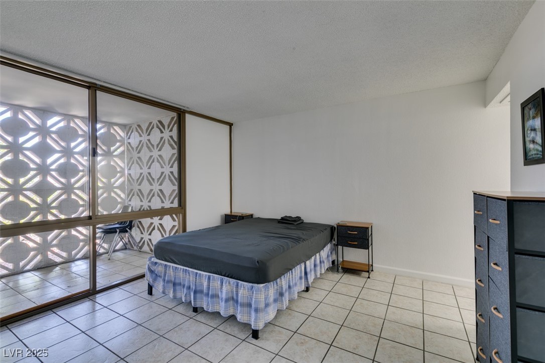 205 East Harmon Avenue 112