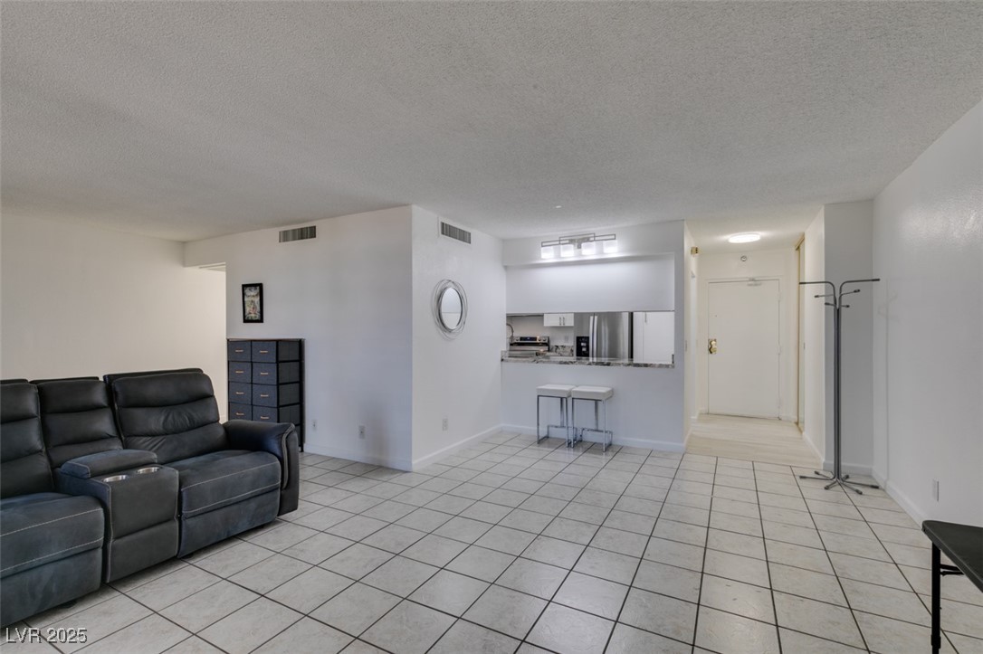 205 East Harmon Avenue 112