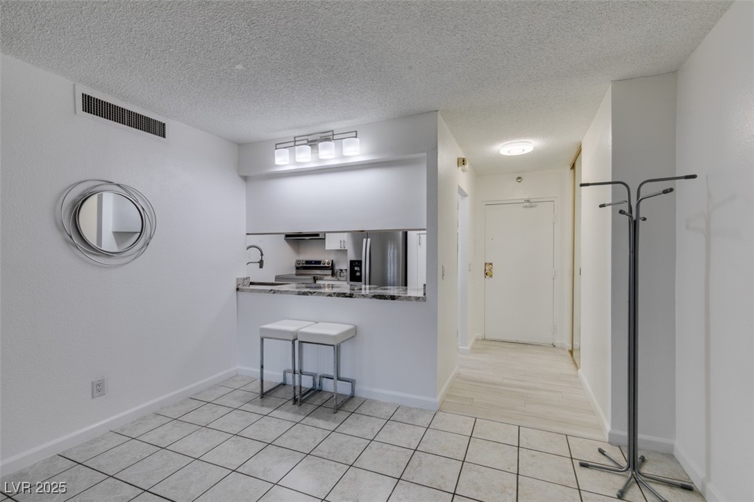 205 East Harmon Avenue 112