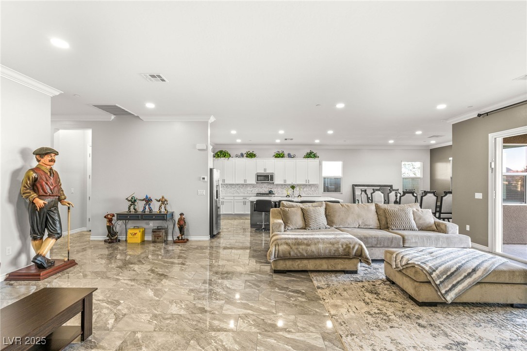 17 Ellie Fields Street