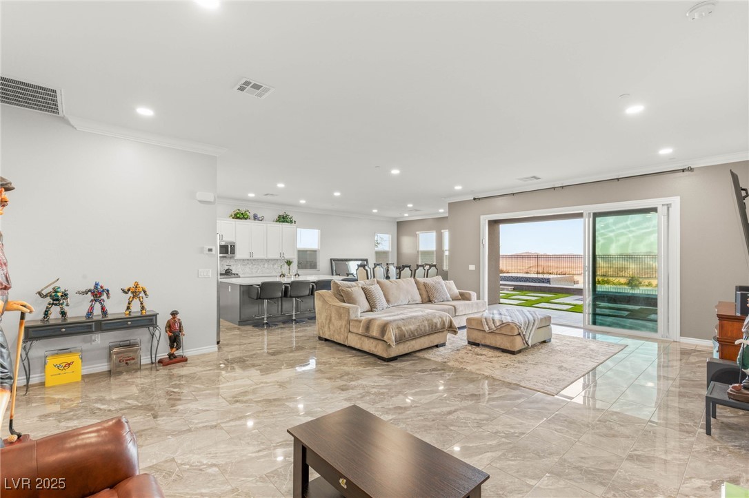 17 Ellie Fields Street