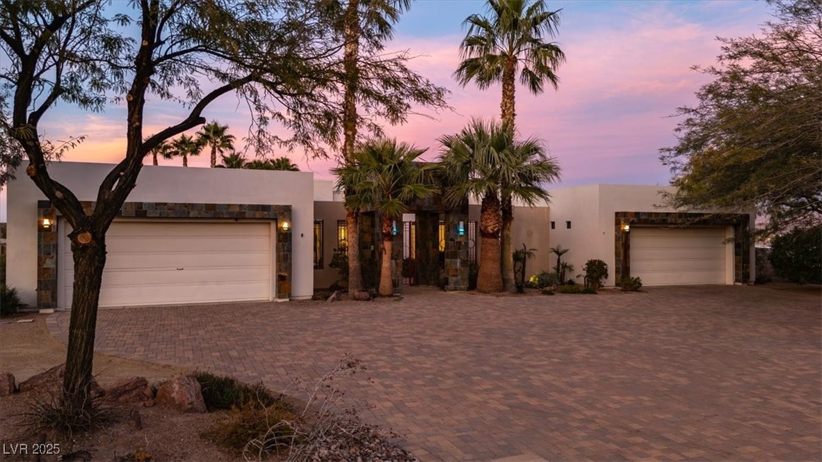 928 Santa Helena Avenue