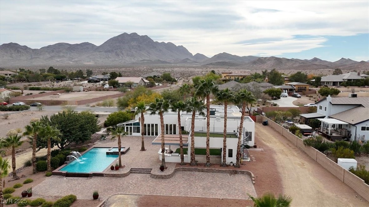 928 Santa Helena Avenue