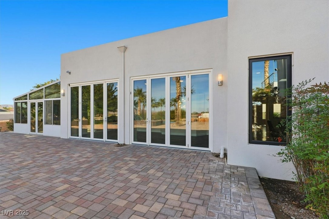 928 Santa Helena Avenue