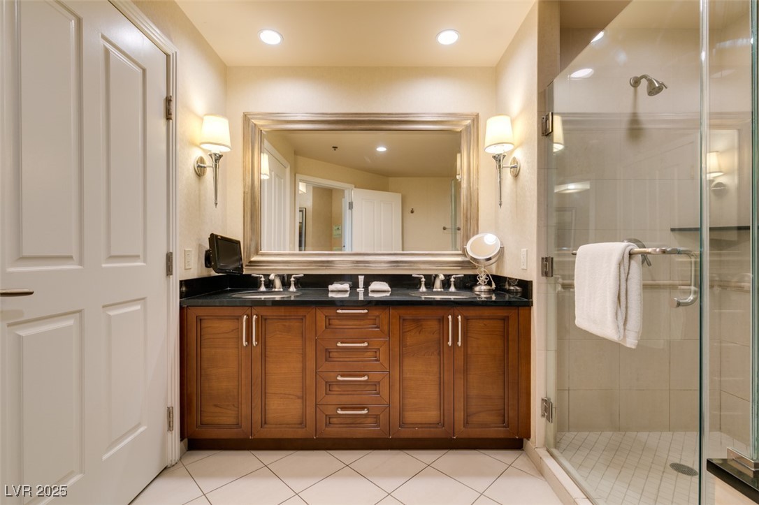 145 East HARMON Avenue 3117