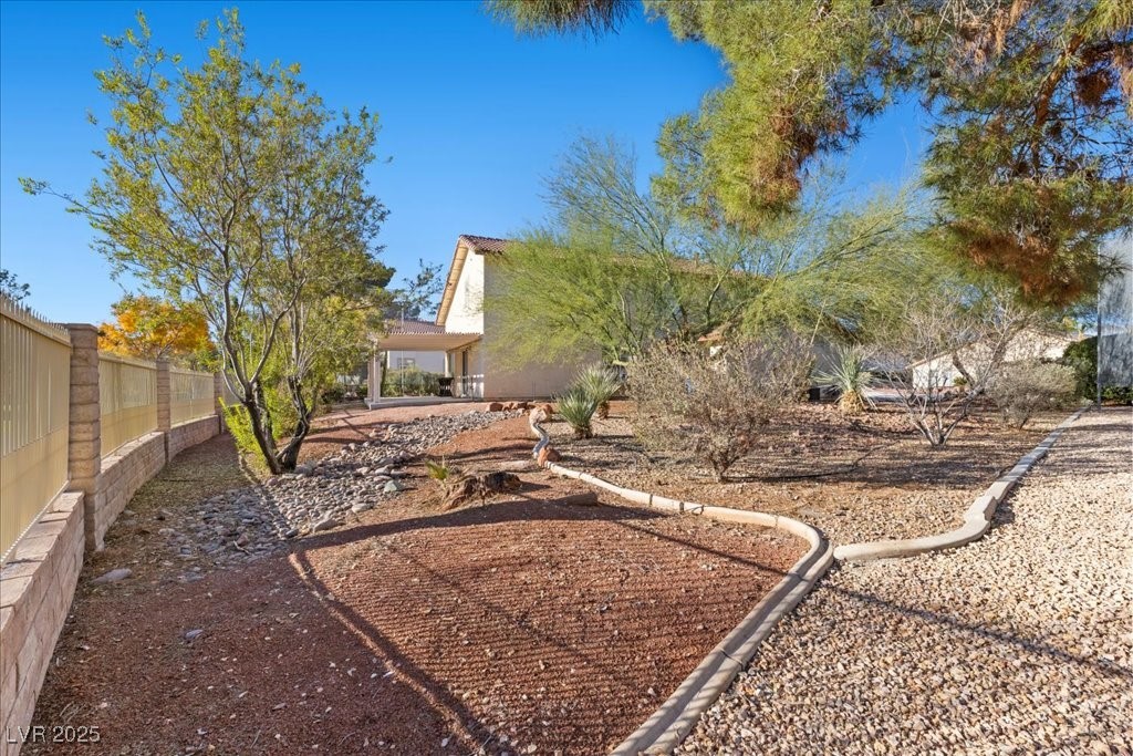 5216 Desert Star Drive